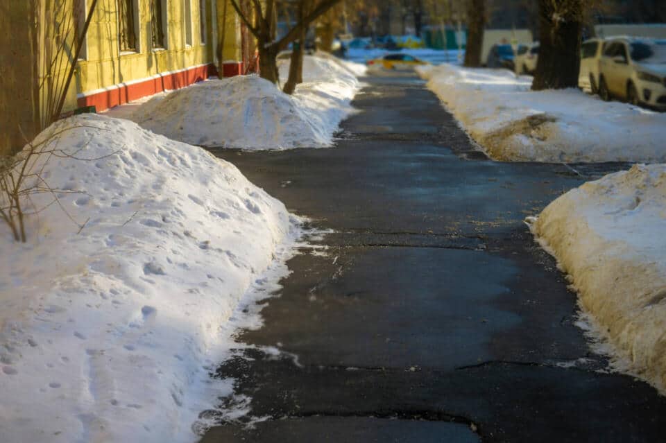 Image of snow removed from sidewalk